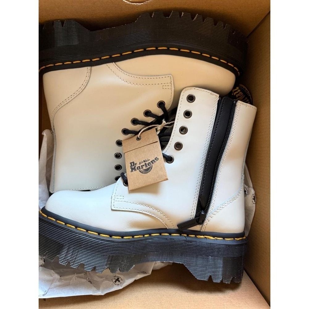 Dr. Martens Jadon White Polished Smooth Leather Platform Boots 15265100 US 6